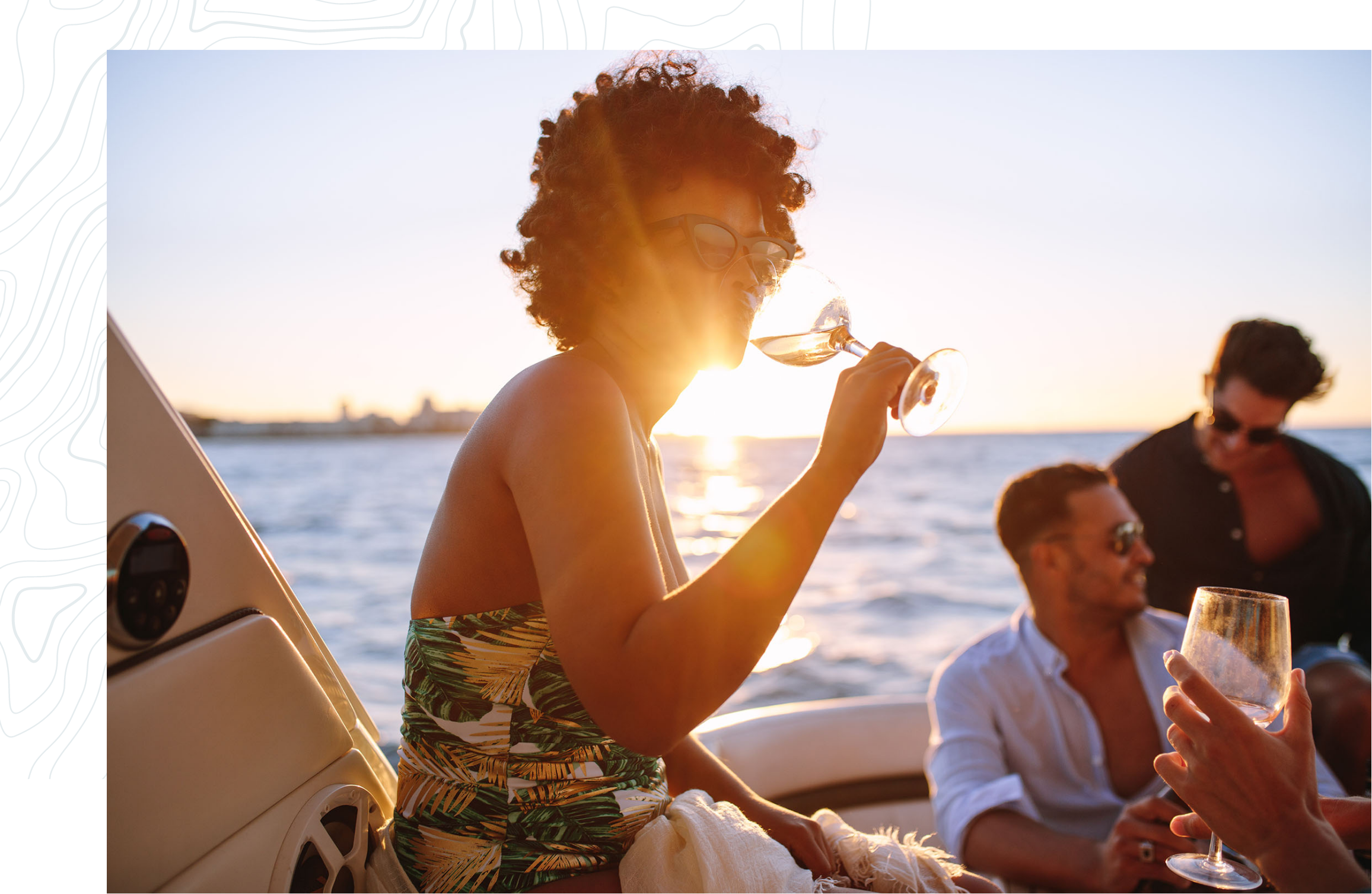 How to rent a boat in four steps with Big Boat Rentals — browse, message, book, and cruise